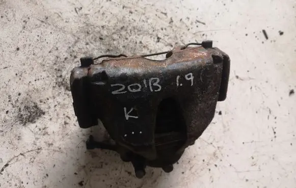 Opel Zafira B Front brake caliper