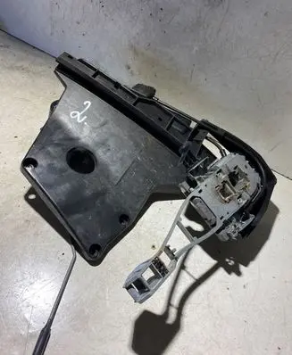 Volvo V70 Front door lock 30661073 983050