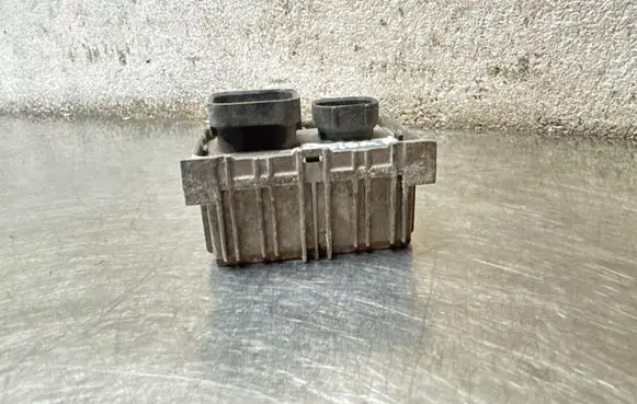 Opel Insignia A Glow plug pre-heat relay 0522122601