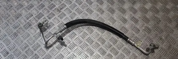 Jeep Grand Cherokee Air conditioning (A/C) pipe/hose 68161179