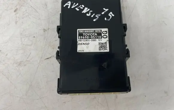 Toyota Avensis T270 Engine control unit/module ECU 8969005110