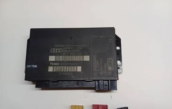 Audi A4 S4 B7 8E 8H Comfort/convenience module 8E0959433BH 00002726C4 01500055