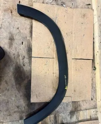 Chevrolet Orlando Rear arch trim 121212