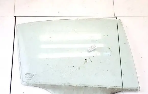 Opel Astra G Rear door window glass DOT36AS2M129