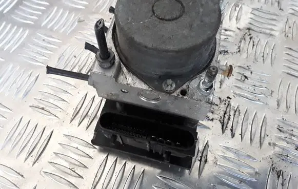 Nissan Note (E11) ABS Pump 0265800518