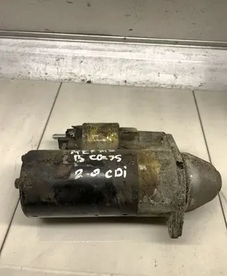 Mercedes-Benz B W245 Starter motor A0051517401
