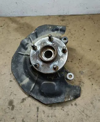 Lexus RX 330 - 350 - 400H Front wheel hub 