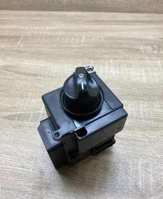 Mercedes-Benz A W168 Light switch 1685450704 501736