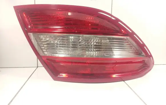 Mercedes-Benz C W204 Rear/tail lights 2048200164
