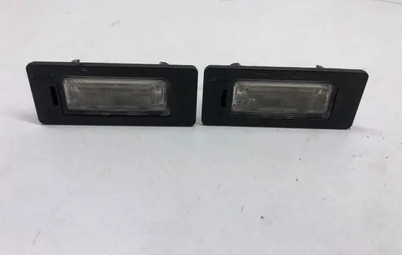Audi A4 S4 B8 8K Number plate light 8T0943021