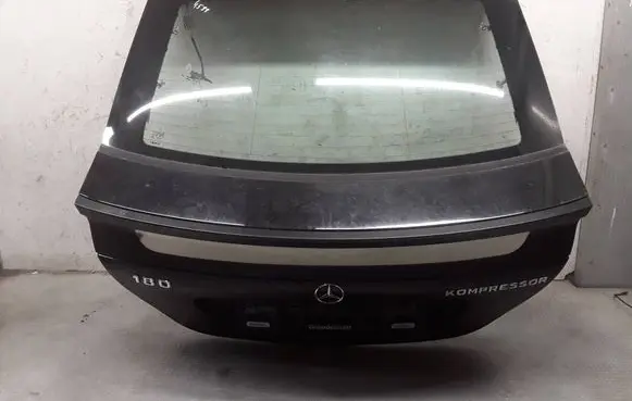 Mercedes-Benz C W203 Tailgate/trunk/boot lid