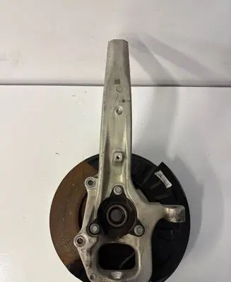 Dodge Durango Front wheel hub S8141141 P0487765