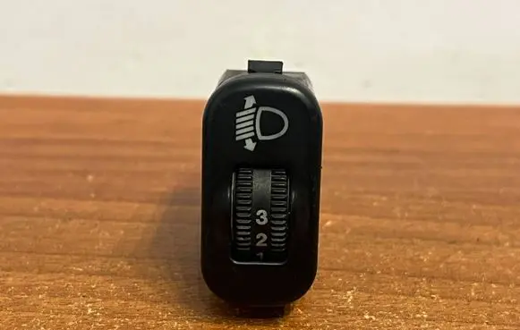 Mercedes-Benz Sprinter W901 W902 W903 W904 Headlight level height control switch 0005444831