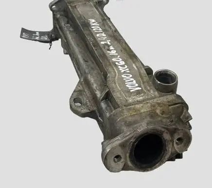 Volvo XC60 EGR valve cooler 31422235 70304905 1635500218