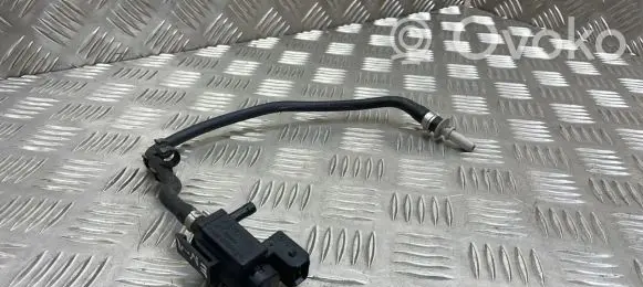 Vacuum valve