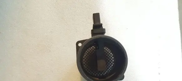 Audi A4 S4 B8 8K Mass air flow meter 00C2G7046 F00C2G7046