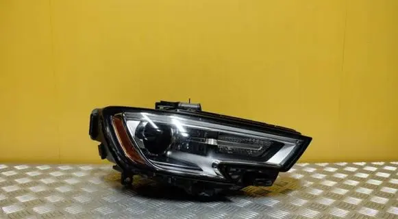Audi A3 S3 8V Headlight/headlamp 8V0941006G 90104561