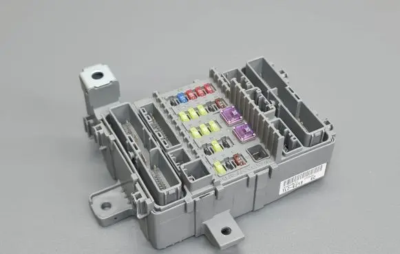 Honda Accord Fuse module TL0E213 TL0E213EC