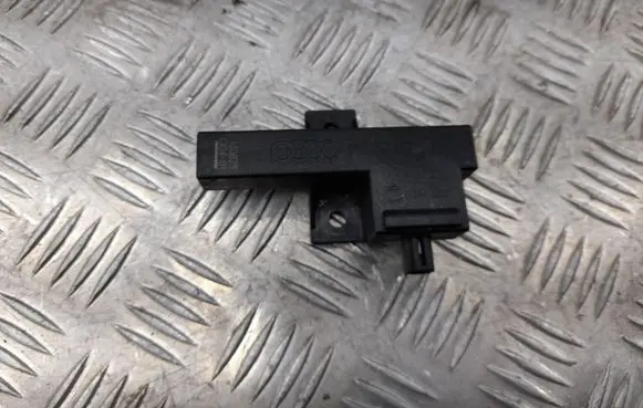 Audi Q5 SQ5 Keyless (KESSY) go control unit/module 8K0907247