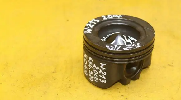 Piston