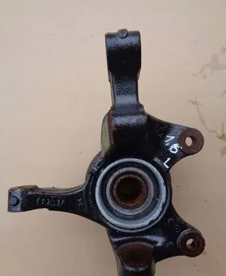 Mercedes-Benz Vito Viano W447 Front wheel hub 4473300020MERCCC