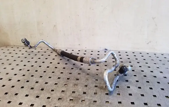 BMW X5 E53 Air conditioning (A/C) pipe/hose 837708106