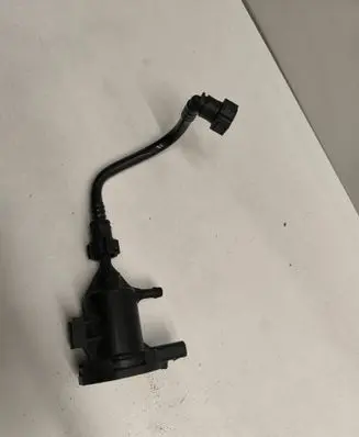Mercedes-Benz C W204 Vacuum valve A0014760532 RG0005