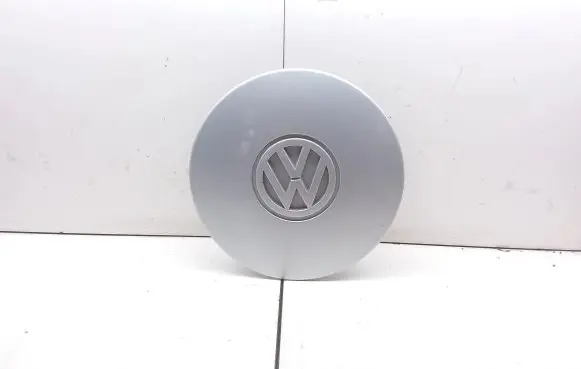 Volkswagen Golf III Original wheel cap 1H0601149H