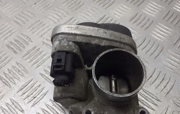 Volkswagen Polo IV 9N3 Throttle valve position sensor 036133062N