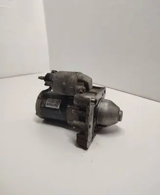 Peugeot 308 Starter motor M000T22473 9801667780