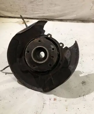 BMW 7 E38 Rear wheel hub spindle/knuckle 