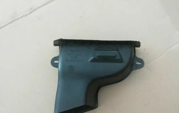 Volkswagen Golf II Cabin air duct channel 191819081A