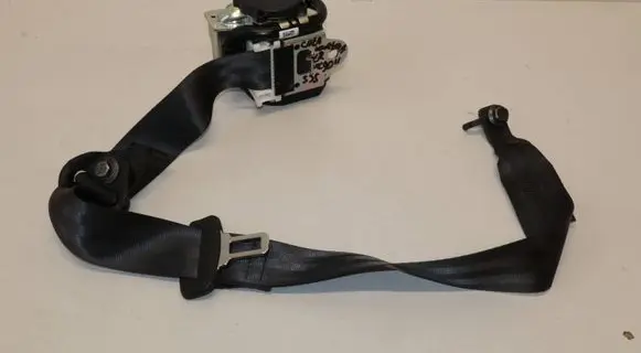 Volvo XC90 Rear seatbelt 31675722