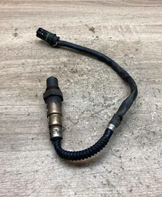 BMW 5 E60 E61 Lambda probe sensor 7544654 0258006808