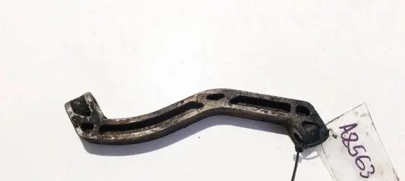 Volkswagen PASSAT B6 Engine mounting bracket 1k0199359e