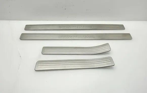 Mercedes-Benz C W204 sill trim set (inner) A2046800135 A2046800235