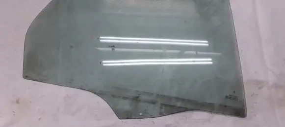 Citroen Xsara Picasso Rear door window glass