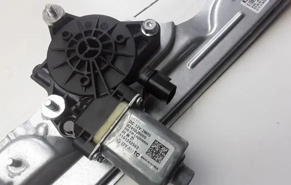 Hyundai Kona I Rear door manual window regulator 83402J900