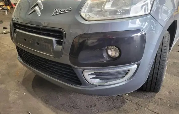Citroen C3 Picasso Front bumper