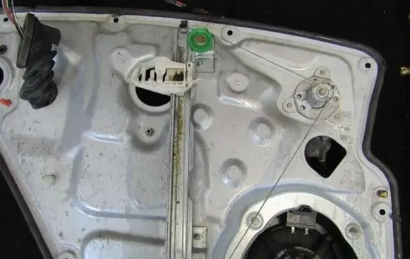 Fiat Stilo Sliding door window regulator with motor
