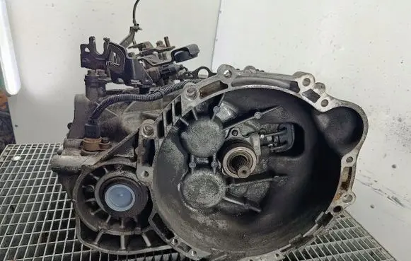 KIA Carens I Manual 6 speed gearbox S620JC