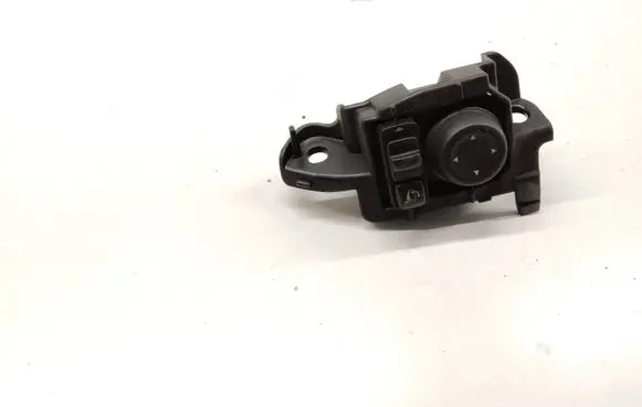 Nissan Qashqai Wing mirror switch 255704EA1B 3327B