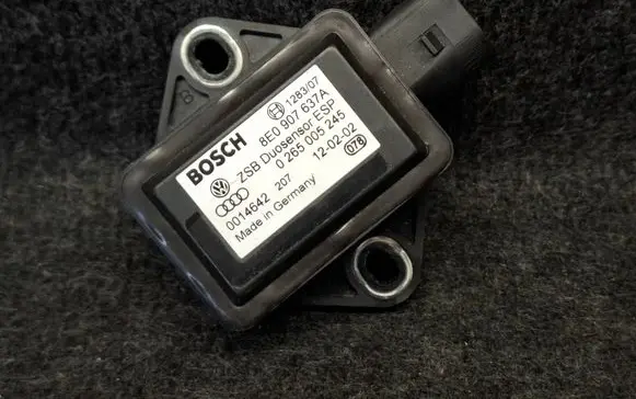 Volkswagen PASSAT B5 ESP acceleration yaw rate sensor 8E0907637A 0265005245