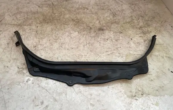 BMW 5 G30 G31 Other engine bay part 7359257
