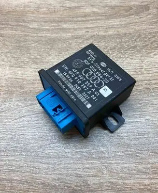 Audi A5 8T 8F Light module LCM 4F0907357A 4F0910357A