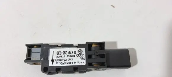 Volkswagen Phaeton Airbag deployment crash/impact sensor 8E0959643D 20083025074