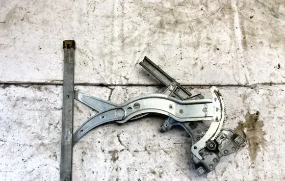 Volkswagen PASSAT B3 Sliding door window regulator with motor 357837402c