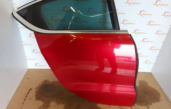 Citroen DS4 Rear door 