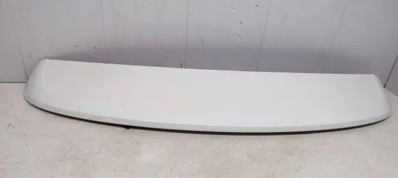 Tailgate/trunk spoiler