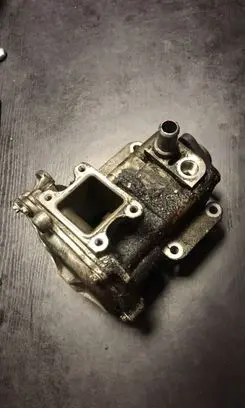 BMW 3 E46 Power steering pump 6756611